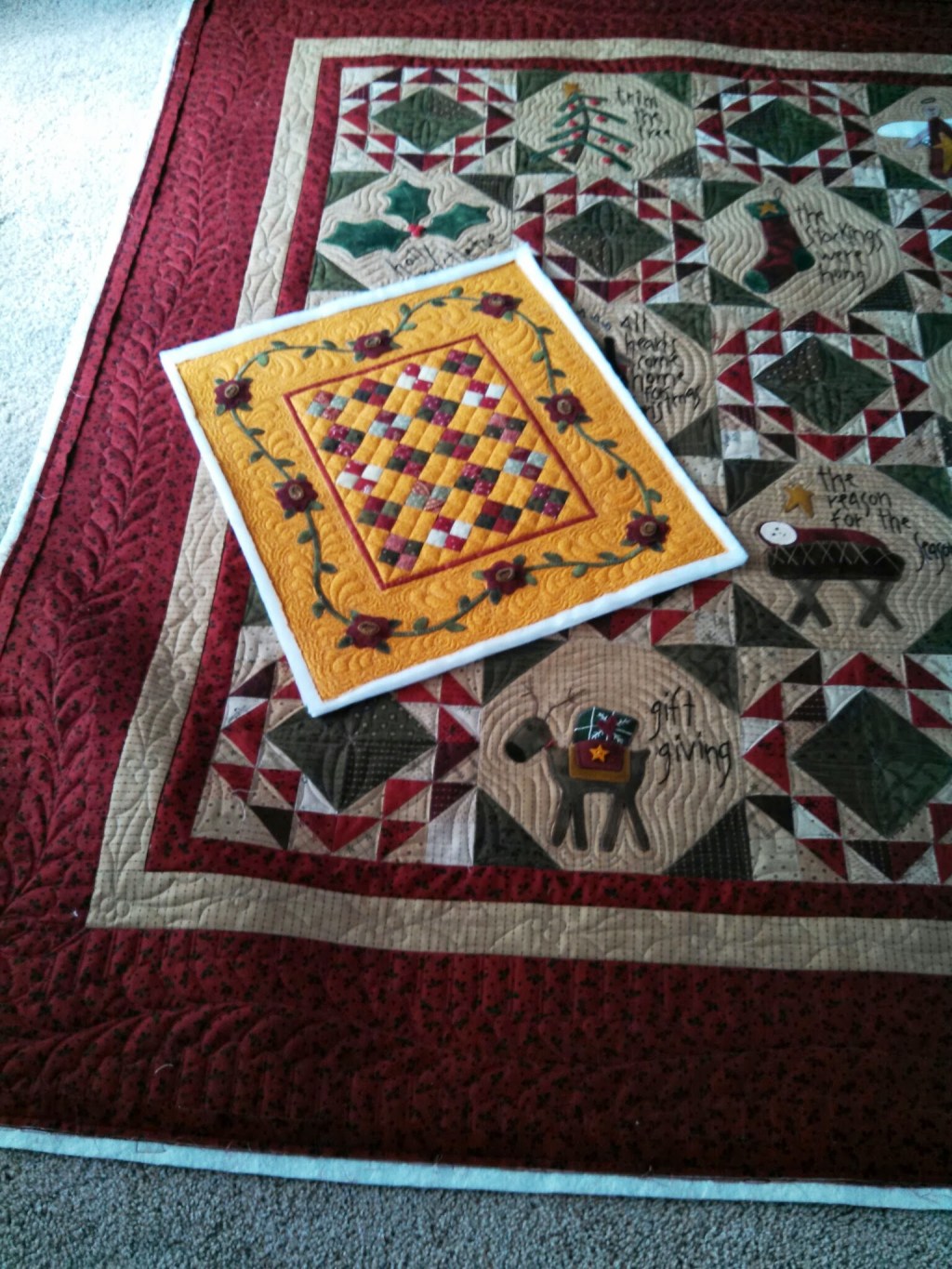 A Christmas Quilt and a Pumpkin&nbsp;Mini